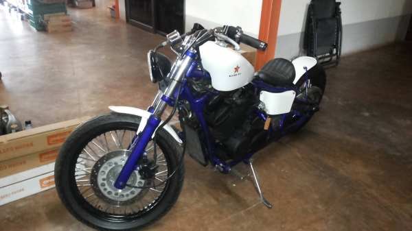 ***ขายแล้วครับขอบคุณ Truck2hand ฝากขาย มอ'ไซค์ บิ๊กไบค์ สวยๆ HONDA STEED 400cc ปี95 เครื่องแน่นๆนิ่มๆ แรง ไม่เยิ้ม สีสันใหม่สวย ยางสวย พร้อมใช้ ครับ เอกสาร อินวอย/สรรพสามิตร ราคาต่อรองได้นิดหน่อยเด้อ พี่น้องครับ