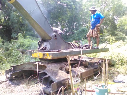 ขายอะใหล่แม็กโคร VOLVO PC 210 B ตัดขายมีระบบกล่องไฟราคาถูก