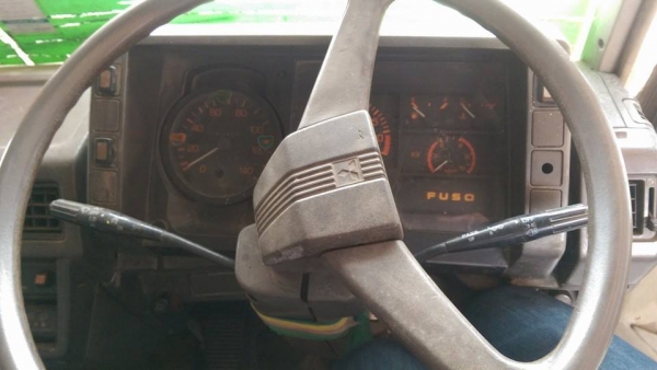 ขายสิบล้อมิตซู FN215K เครื่อง 6D16 195 แรงไม่โบว์ ขายสิบล้อมิตซู FN215K เครื่อง 6D16 195 แรงไม่โบว์