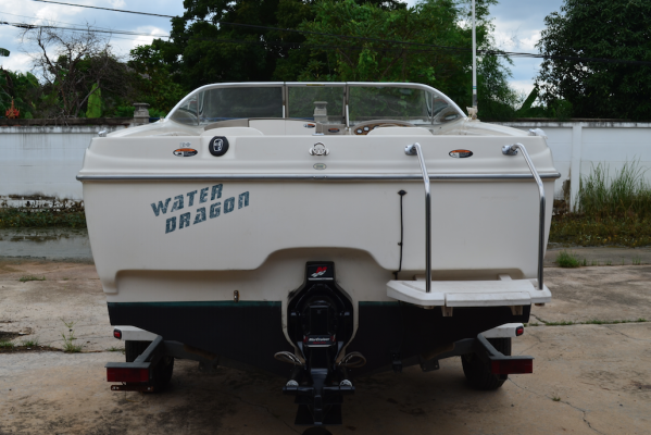 Bayliner 2152 ยาว 22ฟุต เรือกว้างกาบสูง นั่ง9คนสบายๆ มีcabinใหญ่พร้อมห้องน้ำporta potti ขาย 550,000 ติดต่อแอ๋ม 0841668661 Bayliner 2152 ยาว 22ฟุต เรือกว้างกาบสูง นั่ง9คนสบายๆ มีcabinใหญ่พร้อมห้องน้ำporta potti ขาย 550,000 ติดต่อแอ๋ม 0841668661