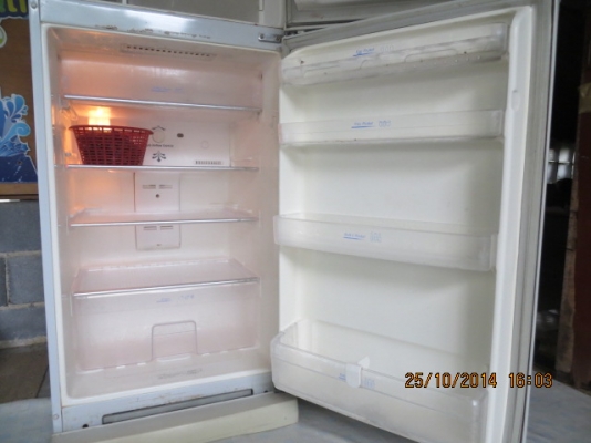 ตุ้เย็น 2 ประตุสภาพดี