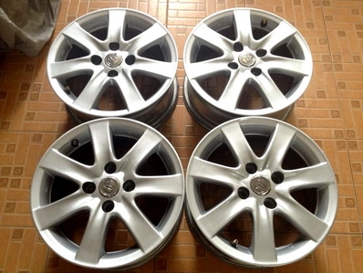 แม็กซ์ 14 นิ้ว TOYOTA 7 ก้าน 4รู100 กว้าง 6 นิ้ว ฝากลางครบ ตจว ส่งได้ครับ