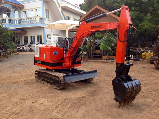(ราคานี้ขนย้ายเอง)ขายรถแบ็คโฮKUBOTA KH-14 ขนาดPC30เครื่อง3สูบมีเอกสาร (มีVDOชม) สนใจติดต่อ085-5632278 (ราคานี้ขนย้ายเอง)ขายรถแบ็คโฮKUBOTA KH-14 ขนาดPC30เครื่อง3สูบมีเอกสาร (มีVDOชม) สนใจติดต่อ085-5632278
