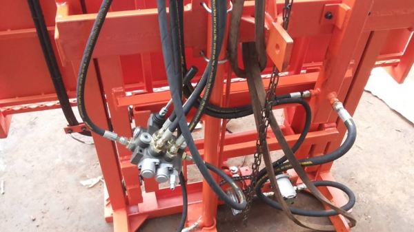 **87,000 บ.ต่อรอง**ขาย"ลิฟท์ยกผลผลิตการเกษตรแบบดั้มได้" สภาพต่อใหม่ ยังไม่ผ่านการใช้งาน เหล็กหนาแข็งแรงทนทาน งานฝีมือคุณภาพ ใช้งานง่าย สะดวก ต่อพ่วงกับรถไถได้ทุกร่น/ทุกยี่ห้อ ที่มีระบบ PTO ระบบยกด้วยPTO ดั้มด้วยระบบไฮดรอลิก ยก/จุ/ดั้ม ได้ 600 กก **87,000 บ.ต่อรอง**ขาย"ลิฟท์ยกผลผลิตการเกษตรแบบดั้มได้" สภาพต่อใหม่ ยังไม่ผ่านการใช้งาน เหล็กหนาแข็งแรงทนทาน งานฝีมือคุณภาพ ใช้งานง่าย สะดวก ต่อพ่วงกับรถไถได้ทุกร่น/ทุกยี่ห้อ ที่มีระบบ PTO ระบบยกด้วยPTO ดั้มด้วยระบบไฮดรอลิก ยก/จุ/ดั้ม ได้ 600 กก