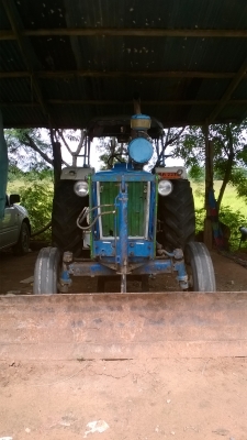 ฟอร์ด68 T2 อุปกรณ์สองอย่าง มีดันหน้ากับหางเจ็ด สีสันยังสวย โทร 081-0745778 ลุงโหนกรับสาย อยู่โคราช