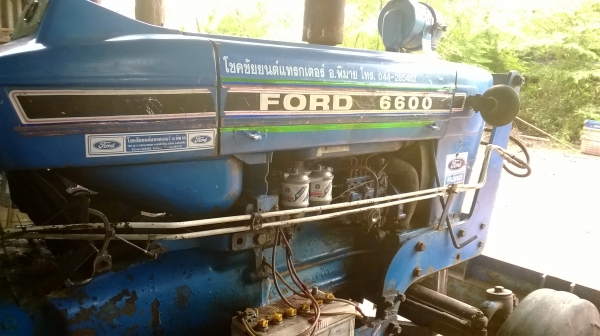 ฟอร์ด68 T2 อุปกรณ์สองอย่าง มีดันหน้ากับหางเจ็ด สีสันยังสวย โทร 081-0745778 ลุงโหนกรับสาย อยู่โคราช