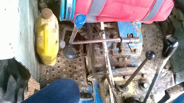 ฟอร์ด68 T2 อุปกรณ์สองอย่าง มีดันหน้ากับหางเจ็ด สีสันยังสวย โทร 081-0745778 ลุงโหนกรับสาย อยู่โคราช