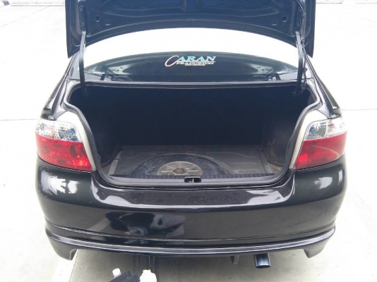 TOYOTA  VIOS-1.5E ปี2004 เกีรย์ธรรมดา ติดแก็สLPGถังโดนัท