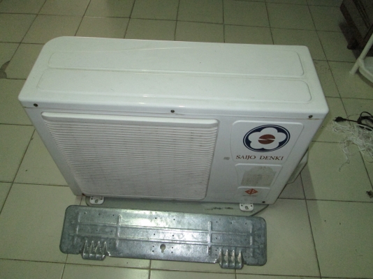 ขนาด 13000BTU  ไซโจเดนจิ   เย็นครับ  ใช้ได้อีกนาน