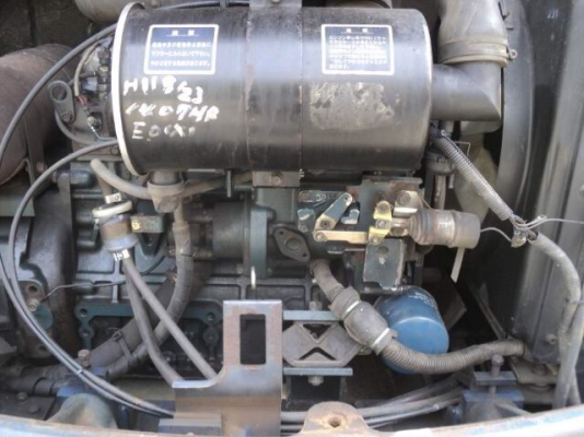 ขายรถขุด-ดัน KOBOTA KX -040. รถเก่านอก (นำเข้า) มีเอกสารแจ้งจำหน่าย เจ้าของขายเอง. สภาพดีพรัอมใช้.   เครื่องดี รถขุดเล็ก39แรงม้า ตีนไก่ สวิงบูม ไปพ์ปิ้ง ใบมีด เครื่องKUBOTA-V1902,4สูบ3869ชม.