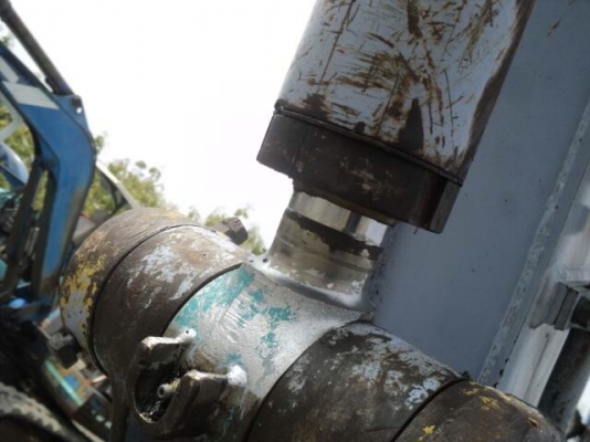 ขายรถขุด-ดัน KOBOTA KX -040. รถเก่านอก (นำเข้า) มีเอกสารแจ้งจำหน่าย เจ้าของขายเอง. สภาพดีพรัอมใช้.   เครื่องดี รถขุดเล็ก39แรงม้า ตีนไก่ สวิงบูม ไปพ์ปิ้ง ใบมีด เครื่องKUBOTA-V1902,4สูบ3869ชม.