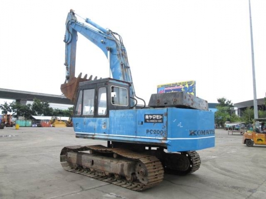 ขายรถแบคโฮ KOMATSU PC200-2