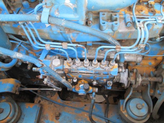 ขายรถแบคโฮ KOMATSU PC200-2 ขายรถแบคโฮ KOMATSU PC200-2