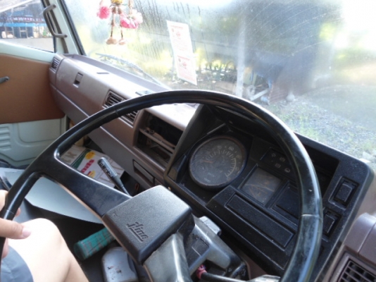 ขายHino km777 เครื่อง117 มีสโลว์อินเตอร์ เฟืองท้ายF ขายHino km777 เครื่อง117 มีสโลว์อินเตอร์ เฟืองท้ายF