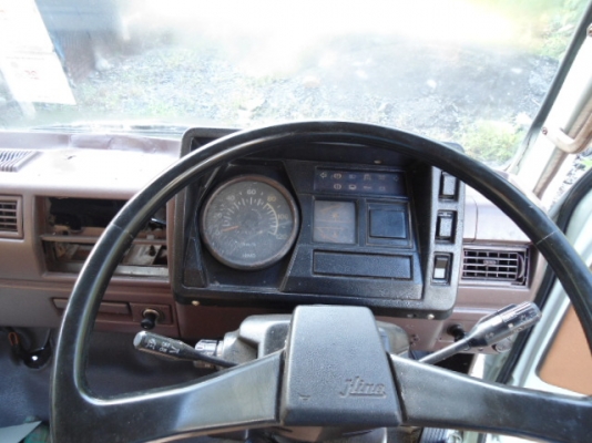 ขายHino km777 เครื่อง117 มีสโลว์อินเตอร์ เฟืองท้ายF ขายHino km777 เครื่อง117 มีสโลว์อินเตอร์ เฟืองท้ายF