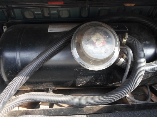 ขายhyundai ปี95เกียร์ออโต้LPG+เบนซิล ขายhyundai ปี95เกียร์ออโต้LPG+เบนซิล