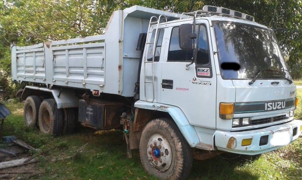 ISUZU JUMBO 2เพลาดัมพ์ มีระบบลากจูง ISUZU JUMBO 2เพลาดัมพ์ มีระบบลากจูง
