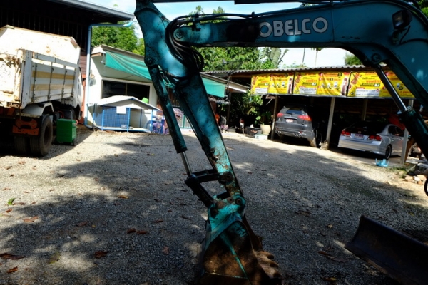 ขายรถขุดเล็ก KOBELKO SK045  สภาพพร้อมใช้ราคาเบาๆ