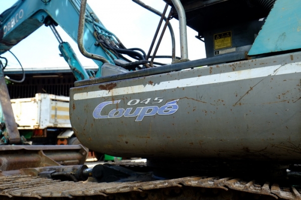 ขายรถขุดเล็ก KOBELKO SK045  สภาพพร้อมใช้ราคาเบาๆ