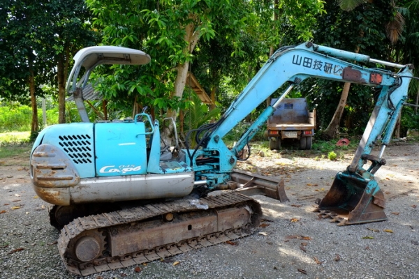 ขายรถขุดเล็ก KOBELKO SK045  สภาพพร้อมใช้ราคาเบาๆ