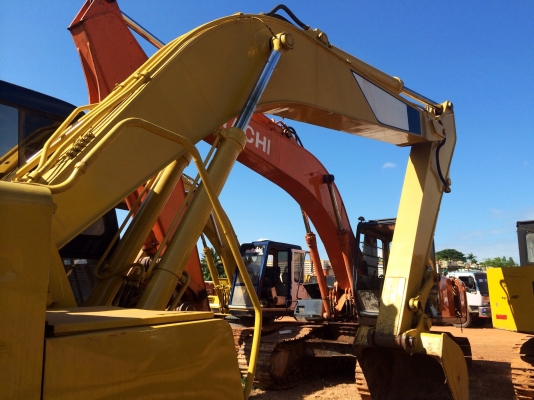 KOBELCO 200 รุ่น 3 สวยๆพร้อมใช้