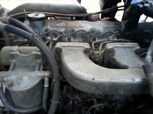 รถฮีโน่ 10 ล้อ  รั้ว  (ไม่ดั้ม )  เปลื่ยนเครื่อง  285  แรงม้า. ปี 35  สนใจติดต่อ  081 - 6079515