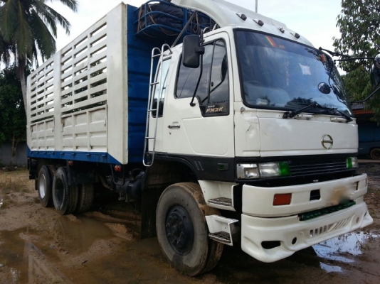 รถฮีโน่ 10 ล้อ  รั้ว  (ไม่ดั้ม )  เปลื่ยนเครื่อง  285  แรงม้า. ปี 35  สนใจติดต่อ  081 - 6079515