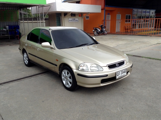 ขาย honda civic 1.6 exi  ติดแก๊สลงเล่มแล้ว เอกสารพร้อมโอน