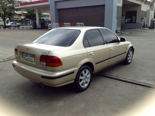 ขาย honda civic 1.6 exi  ติดแก๊สลงเล่มแล้ว เอกสารพร้อมโอน