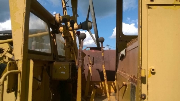 ขายรถเกรด MITSUBISHI รุ่น MG-3 สภาพใช้งานได้ปกติ ไม่มีเอกสารนะครับ ราคาต่อรองได้