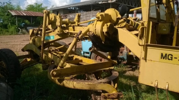 ขายรถเกรด MITSUBISHI รุ่น MG-3 สภาพใช้งานได้ปกติ ไม่มีเอกสารนะครับ ราคาต่อรองได้