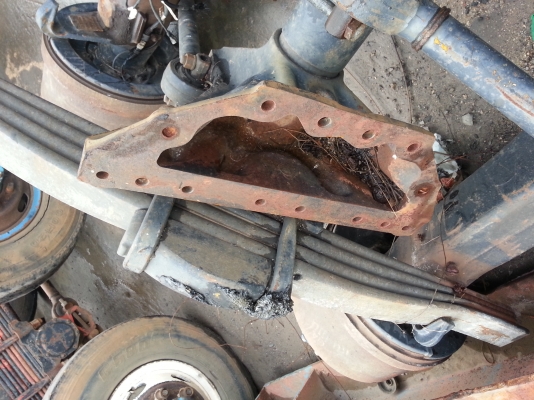 ชุดเสื้อเพลาฮี่โน่ Profia เพลาเดียว ของถอดญี่ปุ่น เบรคแห้ง มีแท่นเพลาห้าม เป็นเก่าญี่ปุ่นไม่เคยใช้งานเมืองไทยขายถูก 75,000 บาท 089-717-6464 แยกขายก็ได้ครับ