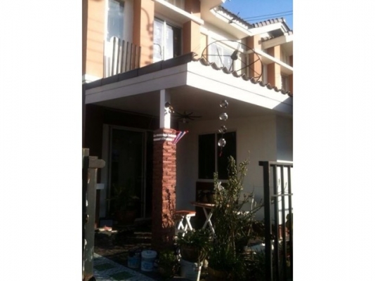 ขายบ้านเดี่ยว ติดถนนฉลองกรุง 26 ตรว ใกล้นิคมลาดกระบัง