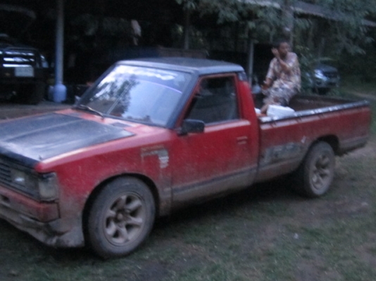 ขายรถกระบะ DATSUN เครื่อง NISSAN s20 มีเล่มทะเบียนพร้อม ล้อเม็ค4ล้อ ระบบไฟใช้ได้ทุกอย่าง เเชซซีสวย เครื่องสตาร์ทติดง่าย ขายรถกระบะ DATSUN เครื่อง NISSAN s20 มีเล่มทะเบียนพร้อม ล้อเม็ค4ล้อ ระบบไฟใช้ได้ทุกอย่าง เเชซซีสวย เครื่องสตาร์ทติดง่าย