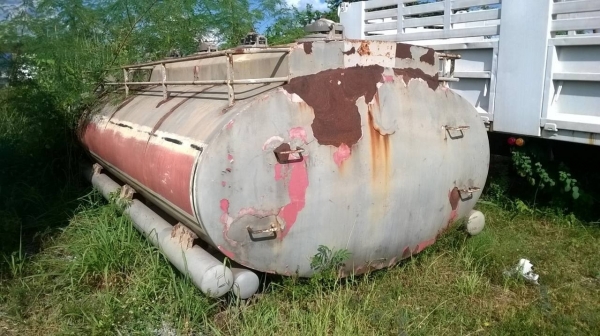 ขายถังน้ำมัน 15,000 ลิตร 5 ห้อง ถังไม่ผุไม่รั่ว ราคาต่อรองได้ครับ