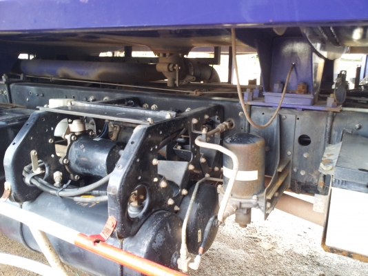 รถบรรทุกน้ำมัน ฟูโซ่ FN2527 270 แรงม้า เกียรอีตั้น ถังขนาด 18,000 ลิตร 8x,xxx กม 1,790,000 บาท รถบรรทุกน้ำมัน ฟูโซ่ FN2527 270 แรงม้า เกียรอีตั้น ถังขนาด 18,000 ลิตร 8x,xxx กม 1,790,000 บาท