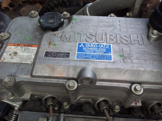 รถบรรทุกน้ำมัน ฟูโซ่ FN2527 270 แรงม้า เกียรอีตั้น ถังขนาด 18,000 ลิตร 8x,xxx กม 1,790,000 บาท รถบรรทุกน้ำมัน ฟูโซ่ FN2527 270 แรงม้า เกียรอีตั้น ถังขนาด 18,000 ลิตร 8x,xxx กม 1,790,000 บาท