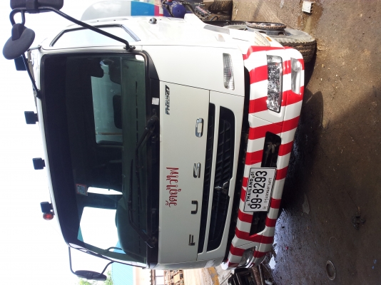 รถบรรทุกน้ำมัน ฟูโซ่ FN2527 270 แรงม้า เกียรอีตั้น ถังขนาด 18,000 ลิตร 8x,xxx กม 1,790,000 บาท รถบรรทุกน้ำมัน ฟูโซ่ FN2527 270 แรงม้า เกียรอีตั้น ถังขนาด 18,000 ลิตร 8x,xxx กม 1,790,000 บาท