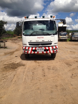 รถบรรทุกน้ำมัน ฟูโซ่ FN2527  270 แรงม้า เกียรอีตั้น ถังขนาด 18,000 ลิตร 8x,xxx กม 1,790,000 บาท