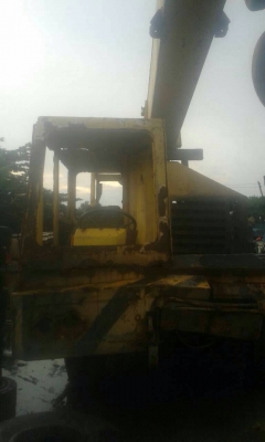 ขายรถเครน20ตันถูกๆตามสภาพ ไม่มีทะเบียน