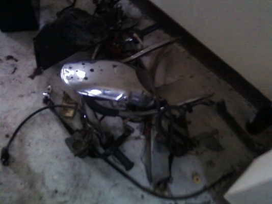 ํยามาฮ่า Yamaha xj 400 CC spacail เครื่องต้องเอาไปทำ เปลี่ยนเป็น sr 400 cc ก็ได้ ํยามาฮ่า Yamaha xj 400 CC spacail เครื่องต้องเอาไปทำ เปลี่ยนเป็น sr 400 cc ก็ได้