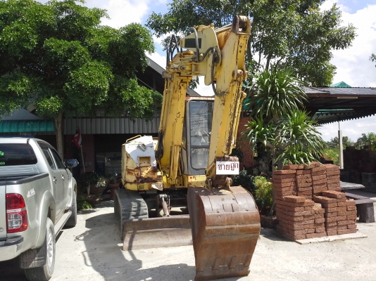 ขายรถแบคโฮ  SUMlTCMO   SH   75U  รถเก่านอกยังไม่เคยใช้งานในไทยค่ะเครื่องดี  ปั้มแรง  ไฟฟ้าเต็ม  เองแนน่  ทำงานไวรถสวยพร้องใช้งานราคาไม่แพงมีเอกสารพร้องค่ะ