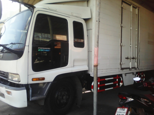 หกล้อ อีซูซุ FSR-195แรงเทอโบว์ บรรทุกตู้ ยาว7.20เมตร รถสภาพดี ราคา 725,000บ ต่อรองได้