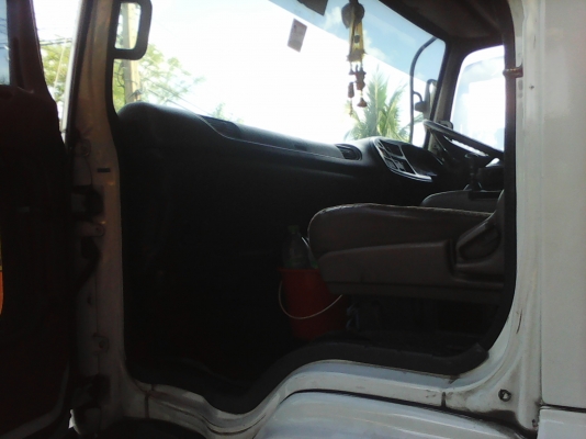 หกล้อ อีซูซุ FSR-195แรงเทอโบว์ บรรทุกตู้ ยาว7.20เมตร รถสภาพดี ราคา 725,000บ ต่อรองได้