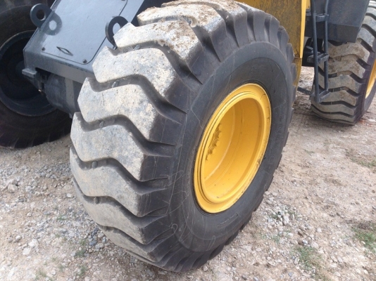 รถตัก Komatsu WA 320-5 สวยมาก สภาพ 90\% ไม่มีที่ติ รถใช้น้อย 3,000 กว่าชั่โมง นำเข้า ไม่ผ่านการใช้ในไทย รถตัก Komatsu WA 320-5 สวยมาก สภาพ 90\% ไม่มีที่ติ รถใช้น้อย 3,000 กว่าชั่โมง นำเข้า ไม่ผ่านการใช้ในไทย