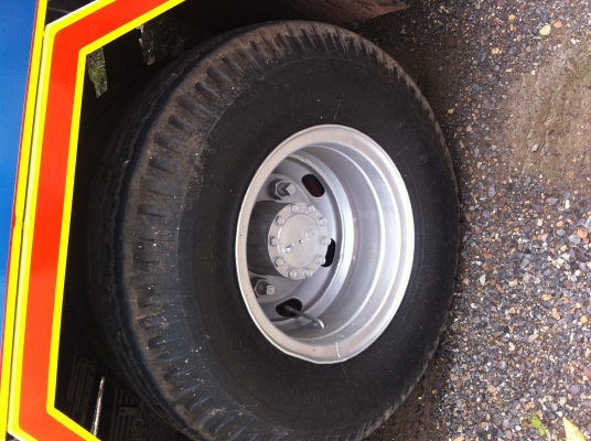 ขายรถ6ล้อ ISUZU NQR 150  พร้อมเครน 3 ตัน TADANO 300 SUPPER Z