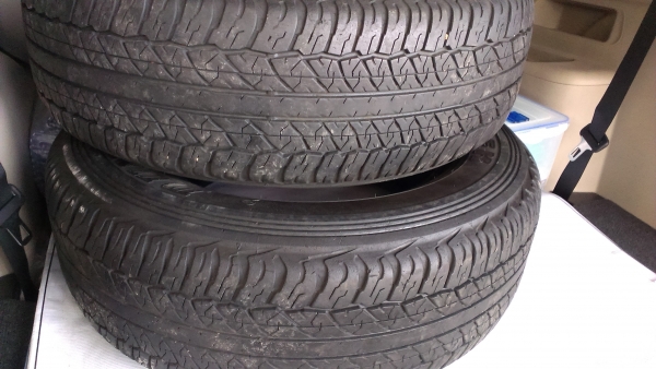 ขายยางdunlop 245-65-17 ดอกหนาๆ ถูกๆเลยครับ ขายยางdunlop 245-65-17 ดอกหนาๆ ถูกๆเลยครับ