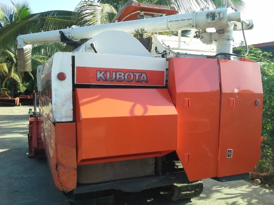 ขายรถเกี่ยวข้าว DC-68G