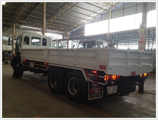 มี ISUZU DECA เพลาเดียว เครื่อง 6HE1-TC 230 แรงม้า คัชซียาว 7.70 เมตร กระบะคาร์โก้ หรือคอกสูง ตอนนี้รถเป็นหัวคัชซี กำลังทำค่ะ ต่อรองได้ทุกคัน ถ้าคุยถูกใจนะคะ โทร.085-3034416  091-8790642