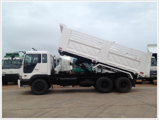 ขายค่ะ HINO PROFIA เครื่อง P11C 320 แรงรถเสร็จแล้วเรียบร้อย พร้อมทะเบียนเลยค่ะ ขายค่ะ HINO PROFIA เครื่อง P11C 320 แรงรถเสร็จแล้วเรียบร้อย พร้อมทะเบียนเลยค่ะ